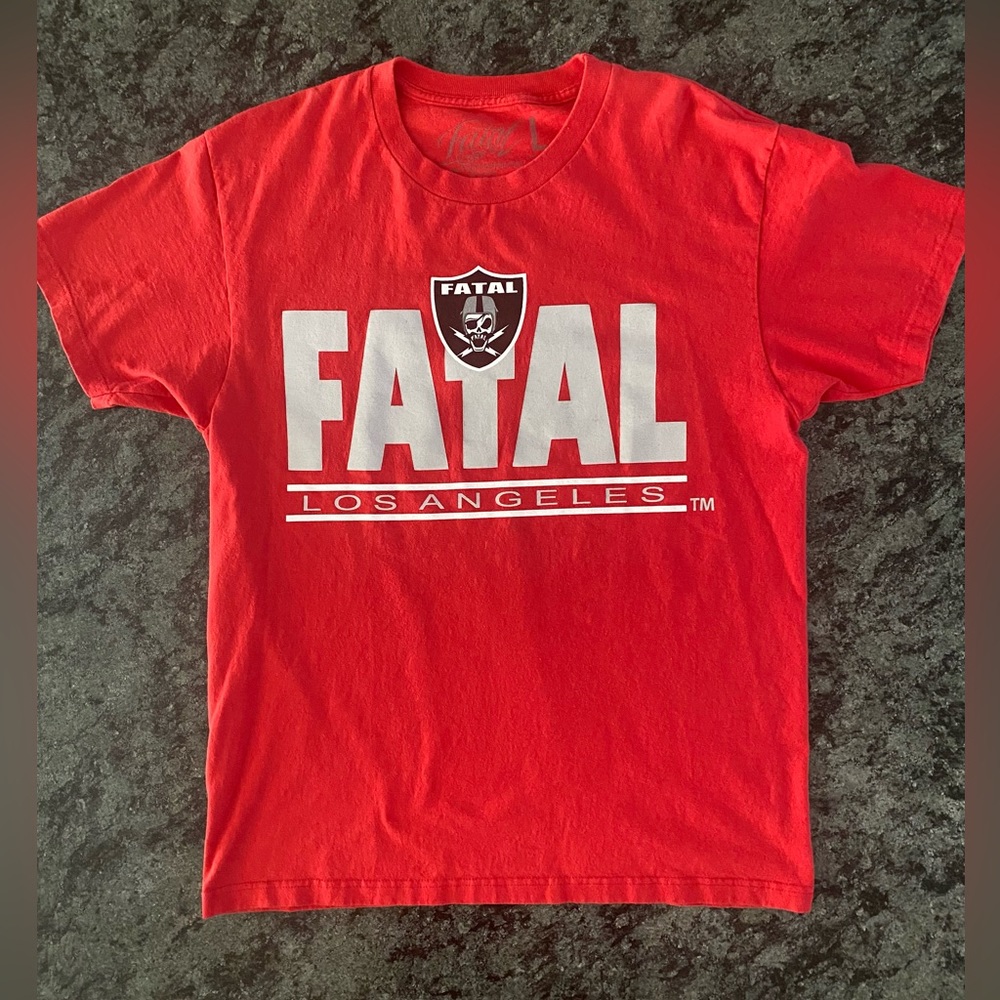 Fatal fashion mens T-shirt in red, size L.